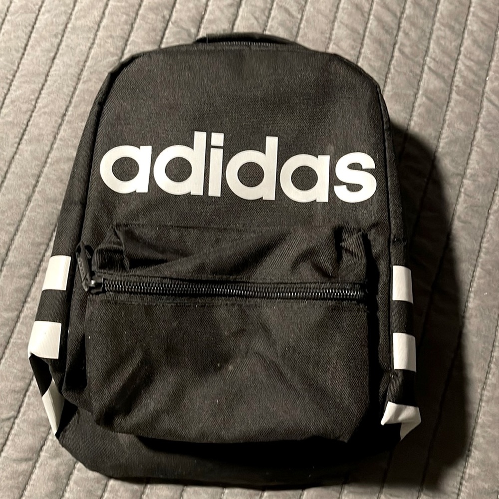 Adidas lunch box